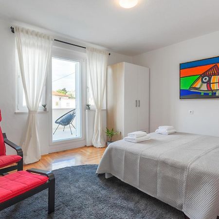 Central View Apartment Хвар Экстерьер фото