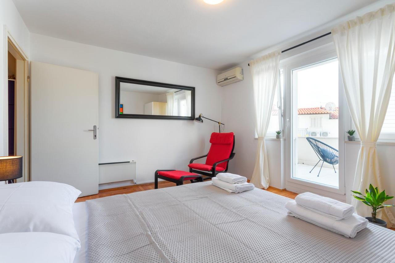Central View Apartment Хвар Экстерьер фото