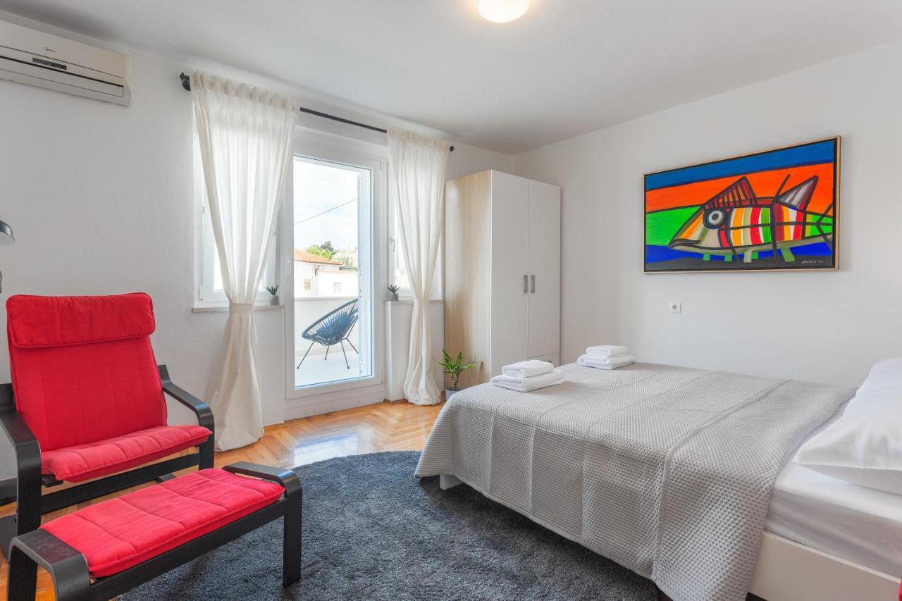 Central View Apartment Хвар Экстерьер фото