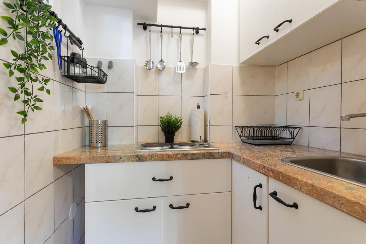 Central View Apartment Хвар Экстерьер фото