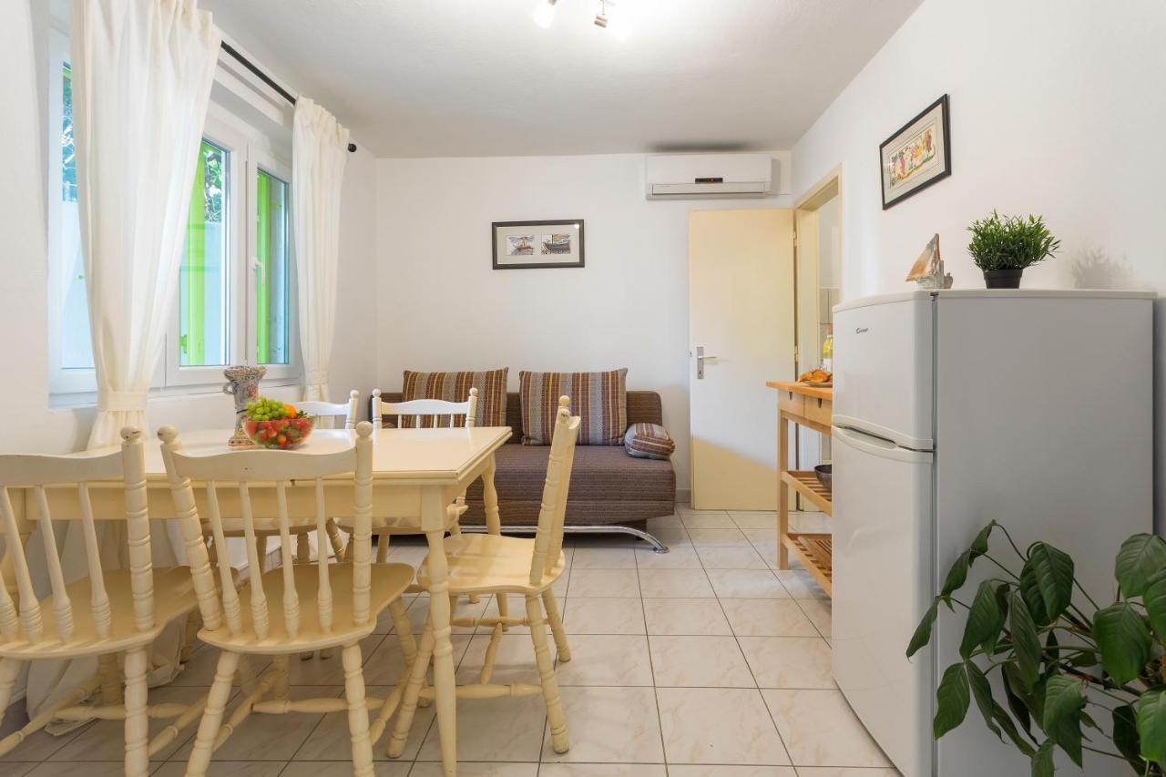 Central View Apartment Хвар Экстерьер фото